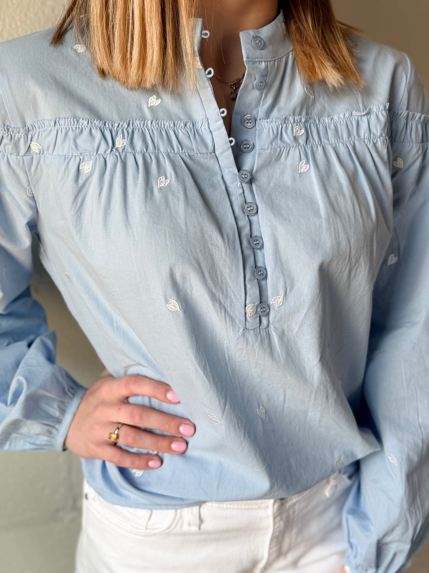 BY BLUE EMB TOP