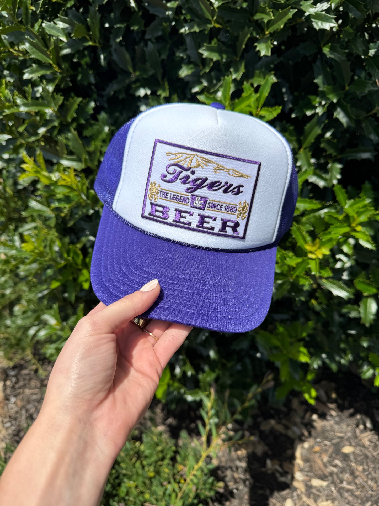 MD TIGERS AND BEER TRUCKER