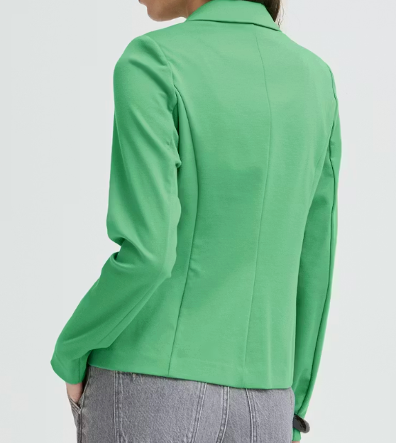 BY RIZETTE BLAZER LEPRECHAUN