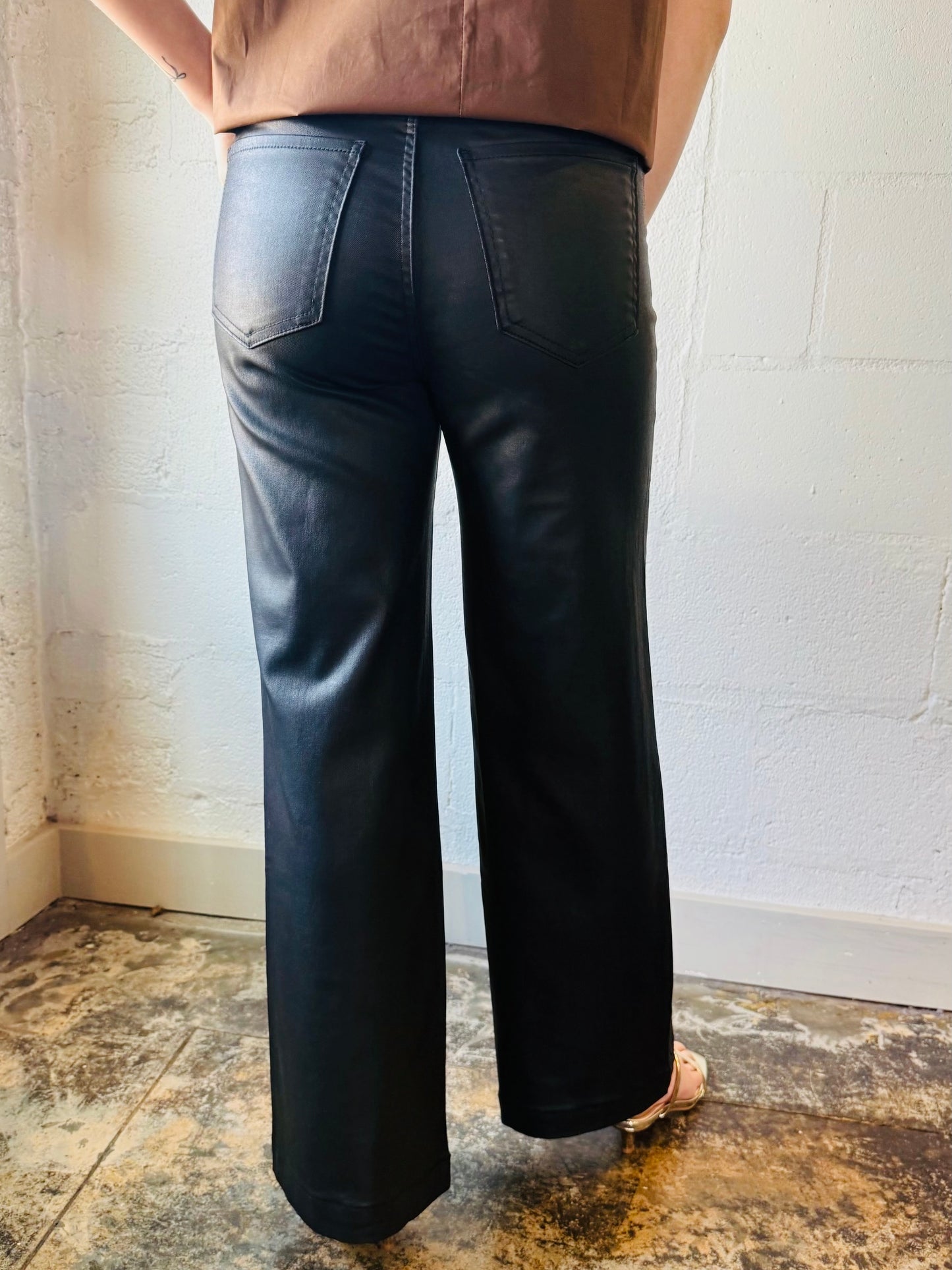 TUK MEG BLACK COATED