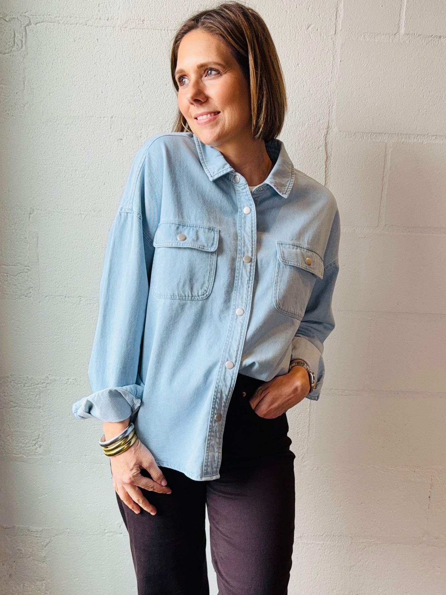 JD ADRIANNA LIGHT BLU TOP