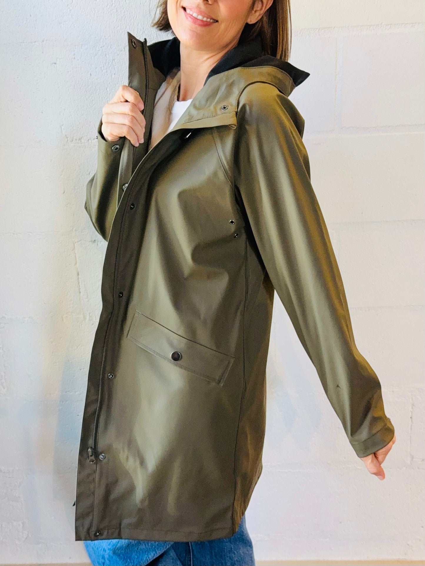 IC GRN RAINCOAT