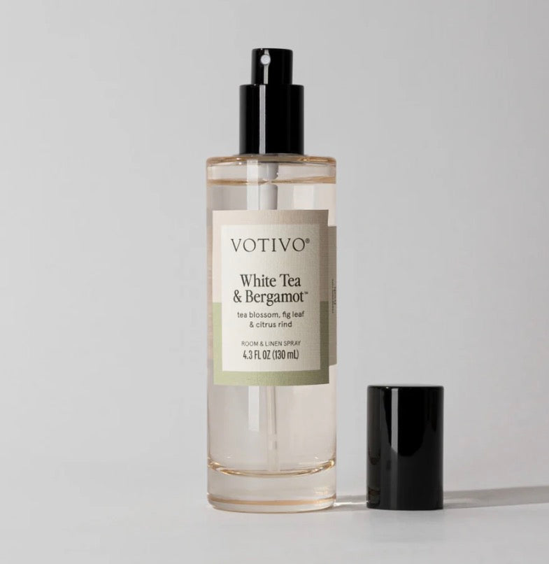 VOTIVO WHITE TEA AND BERGAMOT LINEN SPRAY