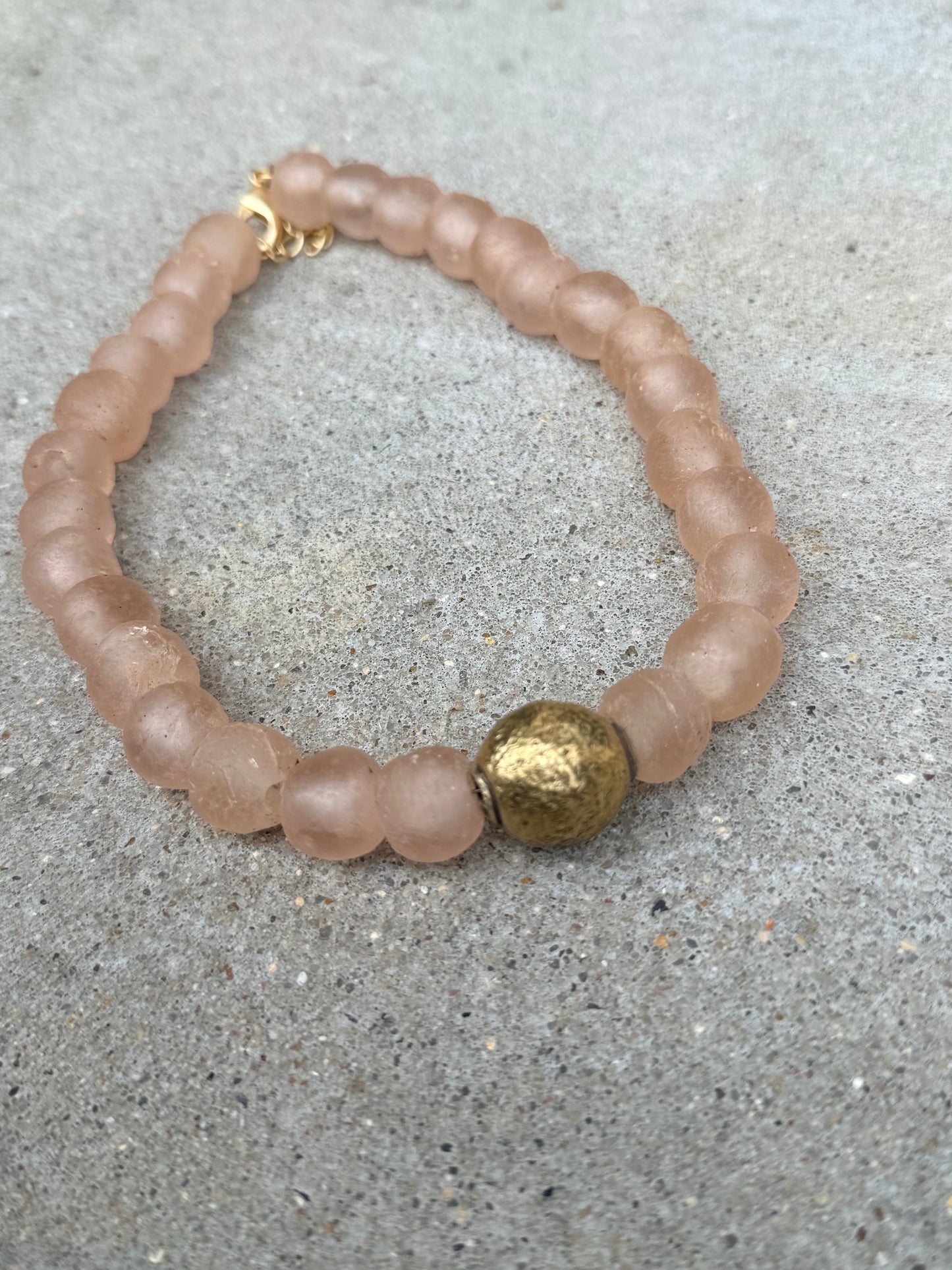 VT GLASS BEADED NCKLACE