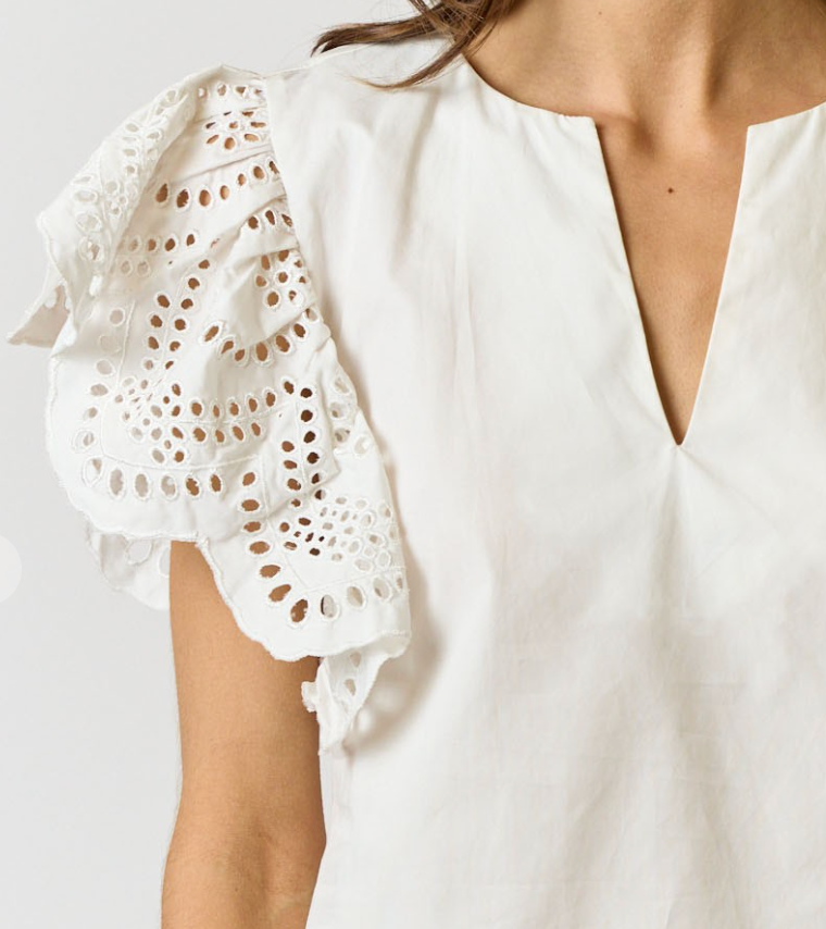 LA LINDSEY WHT BLOUSE