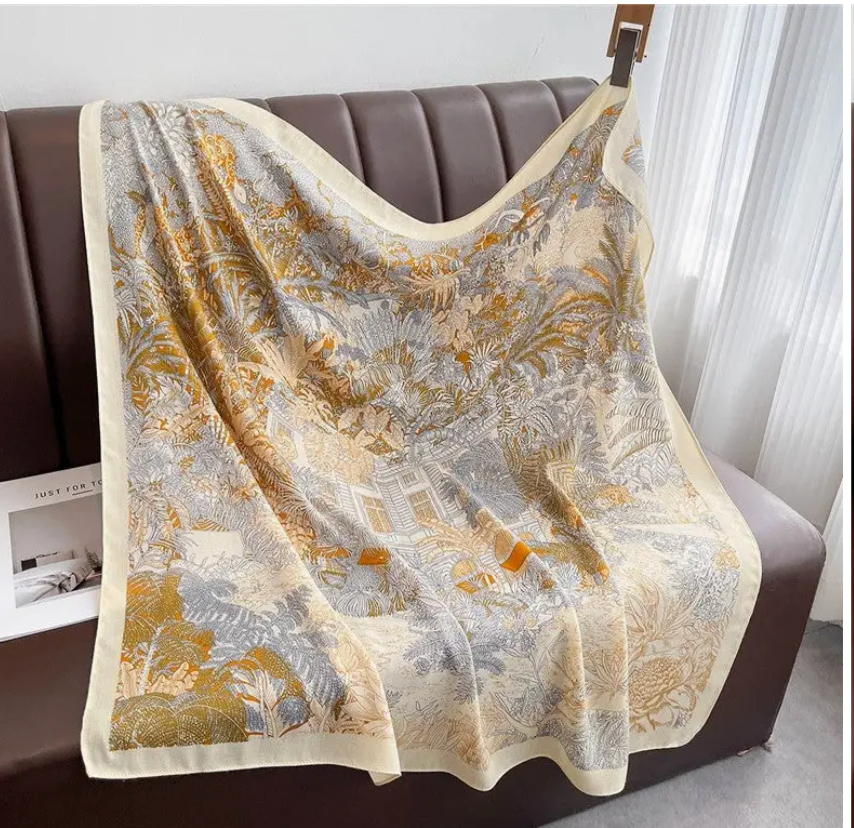 UW LARGE SCARF
