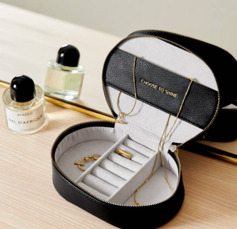KL OVAL JEWELRY BOX