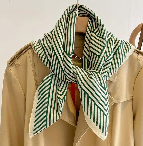 DF STRIPED SQUARE SCARF